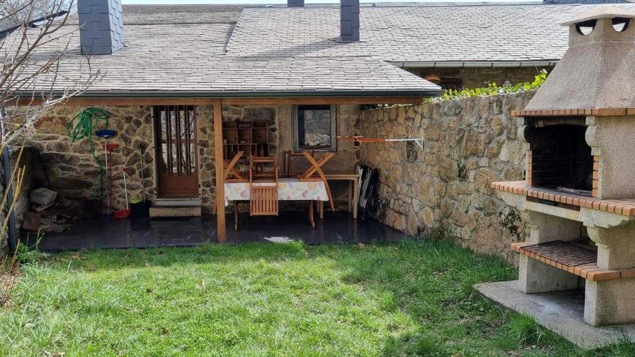 Vila Casa Jardin Mariana Lubián Exteriér fotografie
