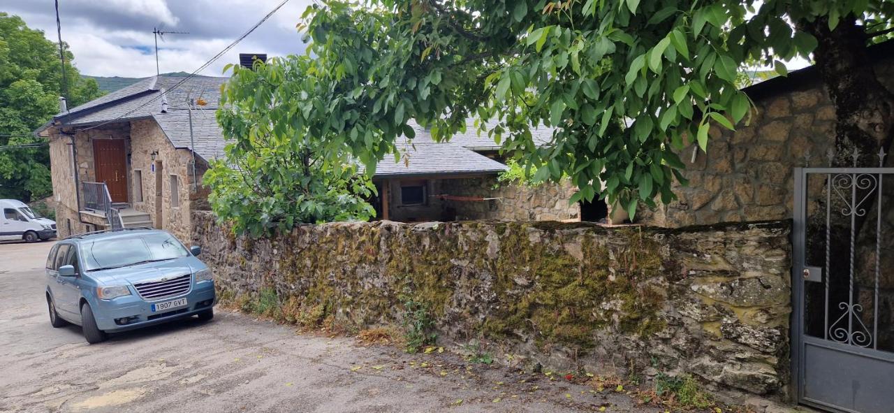 Vila Casa Jardin Mariana Lubián Exteriér fotografie